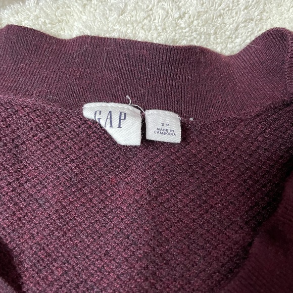 Gap Long Sleeve Purple Sweater Thin - Picture 2 of 2